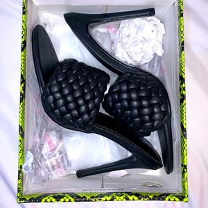 Cape Robbin- Anson- Black braided woven stitched mule . Size 7.5